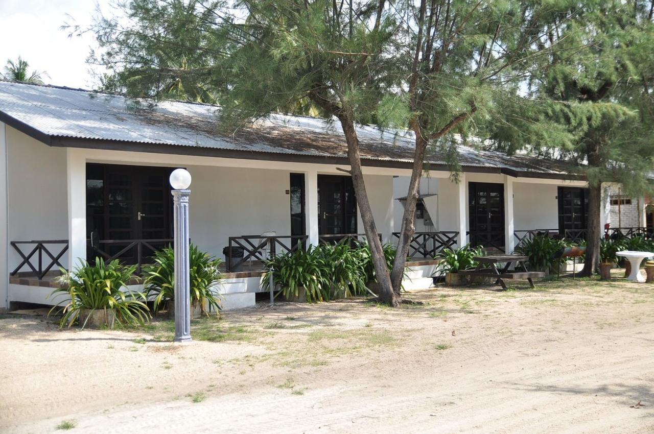 Bayu Melawi Chalet Hotel Bachok Bagian luar foto