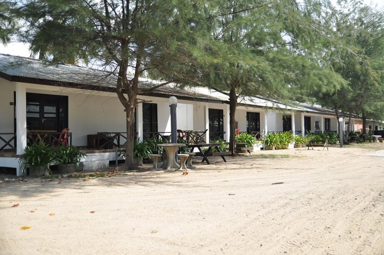 Bayu Melawi Chalet Hotel Bachok Bagian luar foto