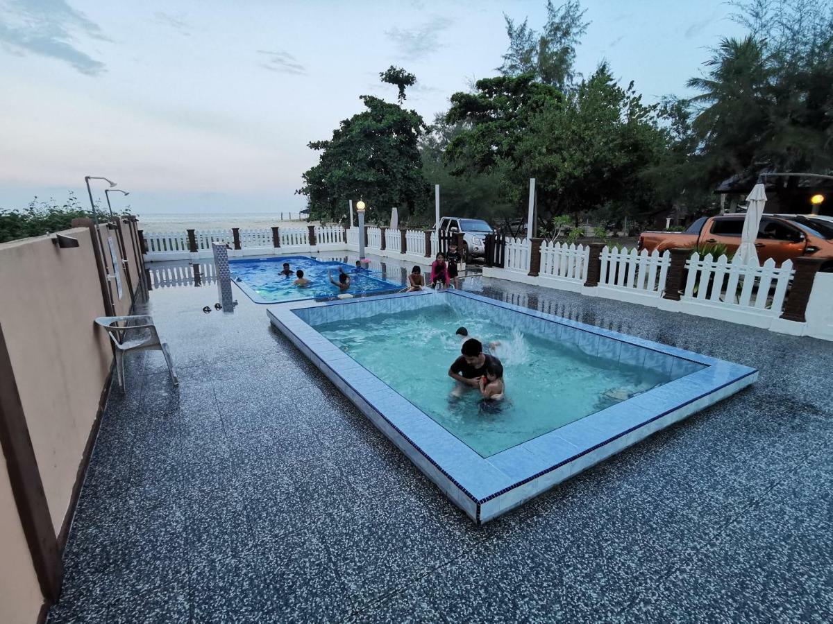 Bayu Melawi Chalet Hotel Bachok Bagian luar foto