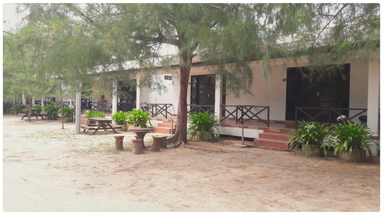 Bayu Melawi Chalet Hotel Bachok Bagian luar foto